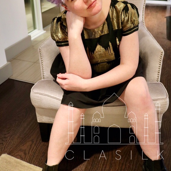 Taj Mahal Crop Top - Picture 2 of 6